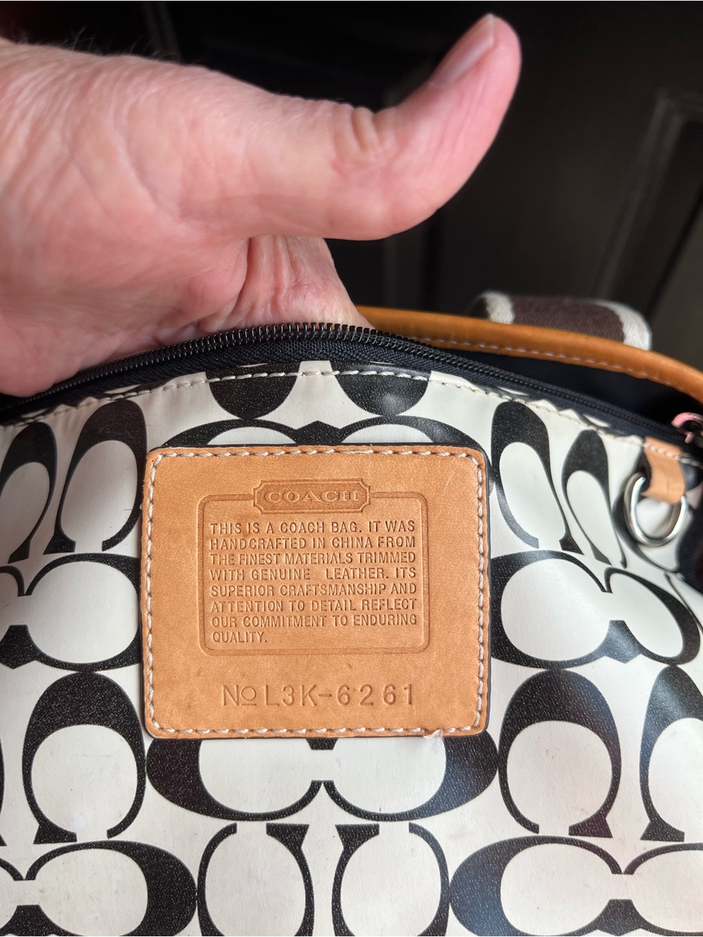 Coach Hamptons Vintage Nylon tote w/ matching wallet. 2003 - Picture 7 of 10